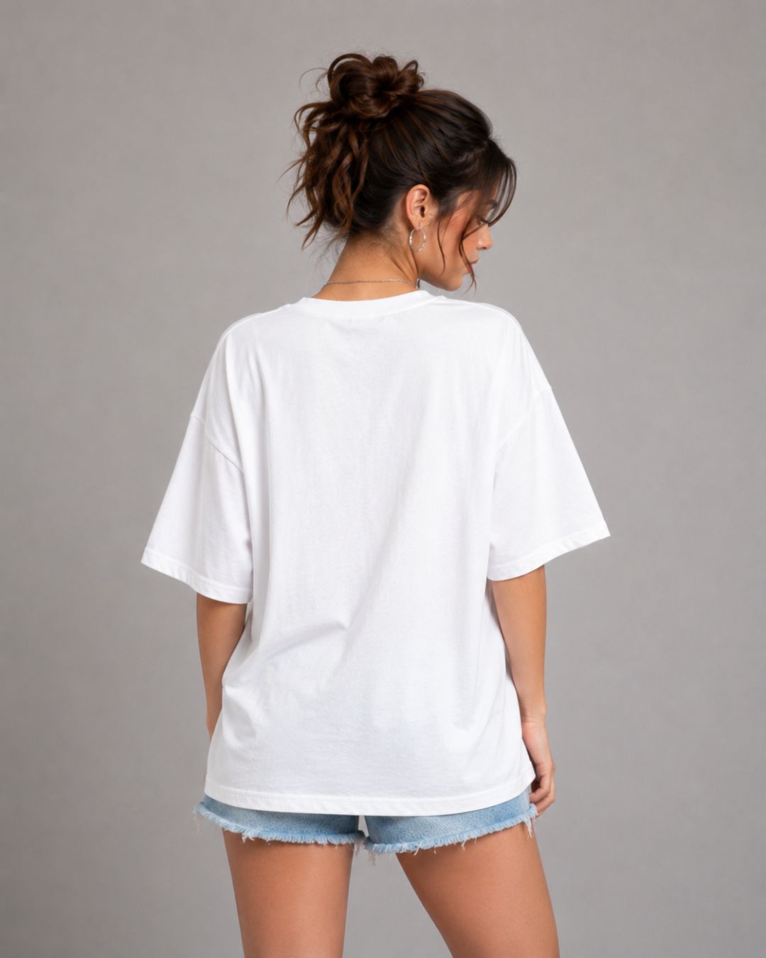 ART BUG WOMEN OVERSIZED GRAPHIC T-SHIRT