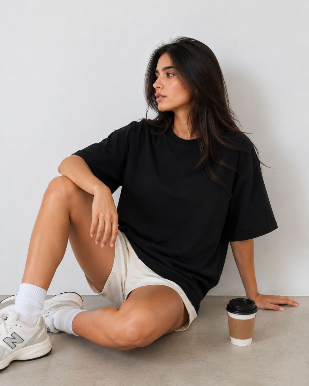 BLACK WOMEN'S OVERSIZED CLASSIC T-SHIRT