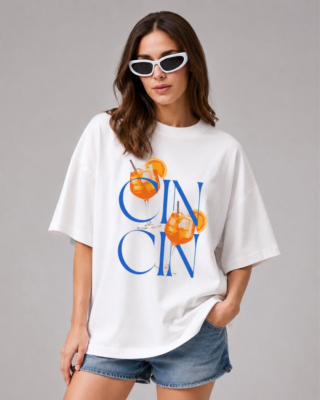 CIN CIN WOMEN OVERSIZED GRAPHIC T-SHIRT