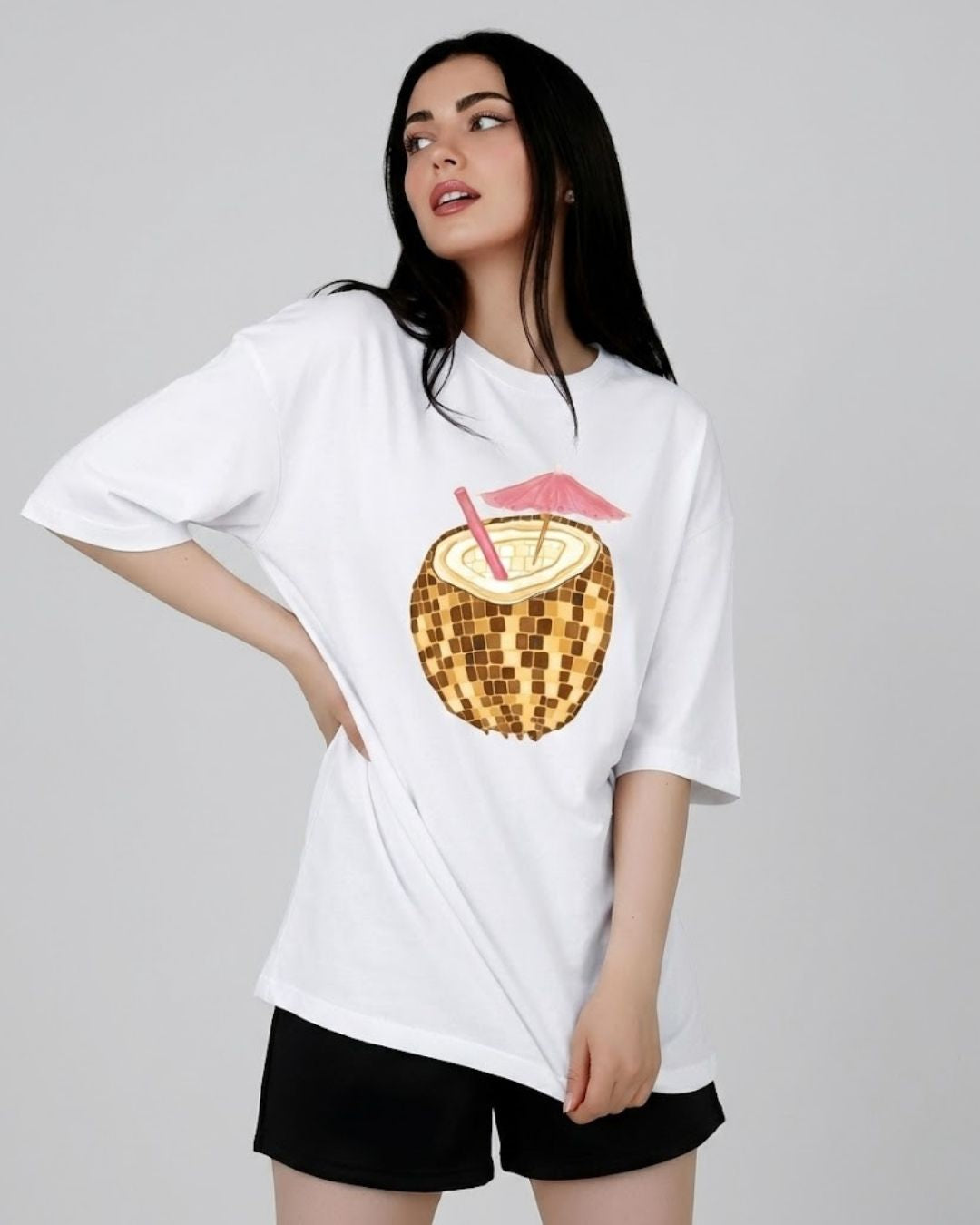 DISCONUT WOMEN OVERSIZED GRAPHIC T-SHIRT