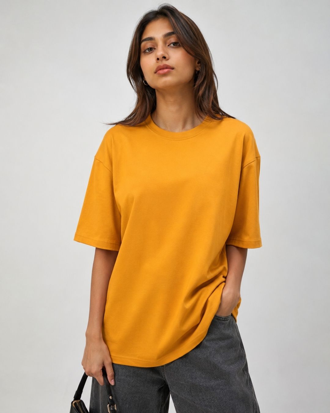 GOLDEN YELLOW WOMEN'S OVERSIZED CLASSIC T-SHIRT