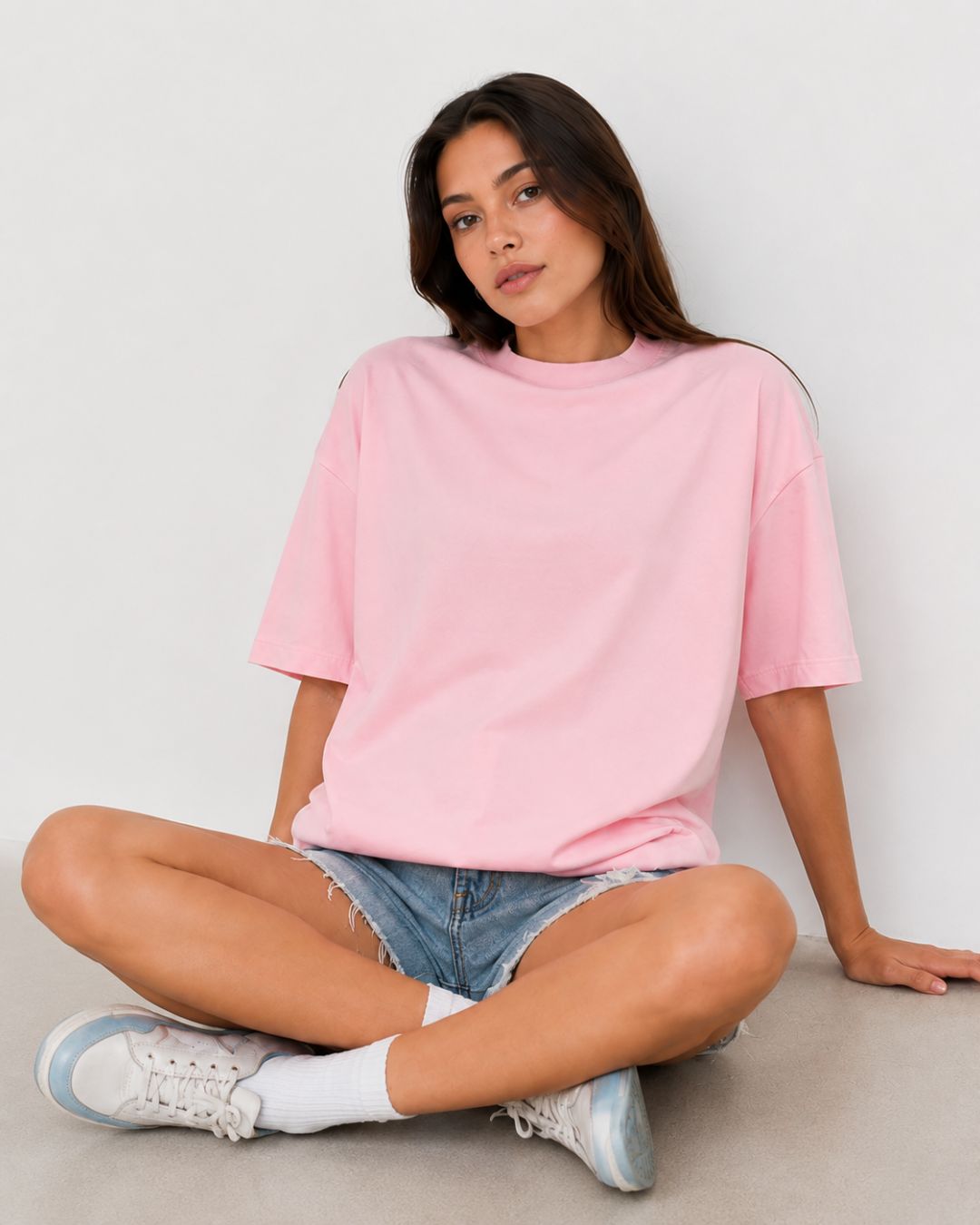 LIGHT BABY PINK WOMEN'S OVERSIZED CLASSIC T-SHIRT