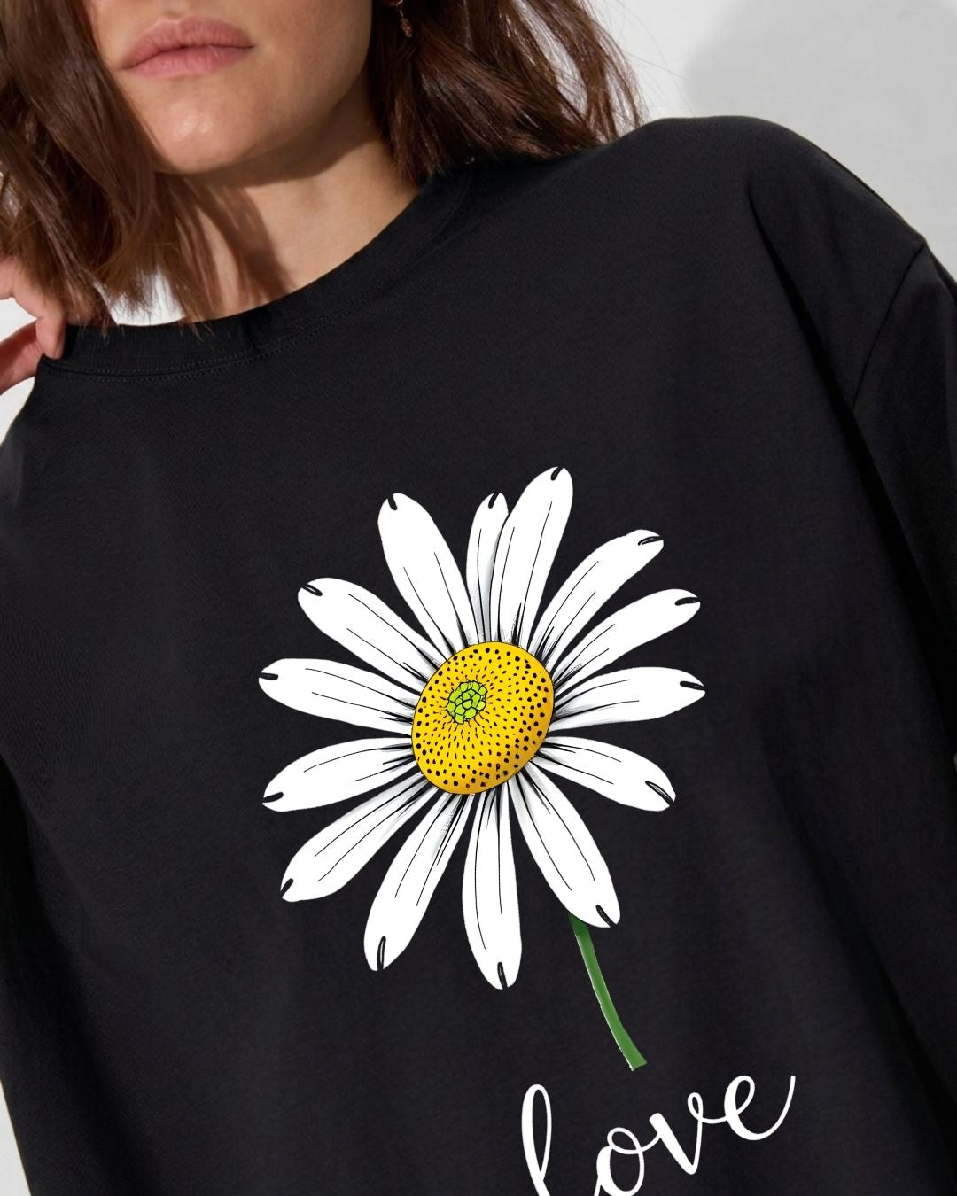 LOVE WOMEN OVERSIZED GRAPHIC T-SHIRT