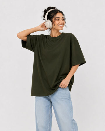 OLIVE GREEN WOMEN'S OVERSIZED CLASSIC T-SHIRT