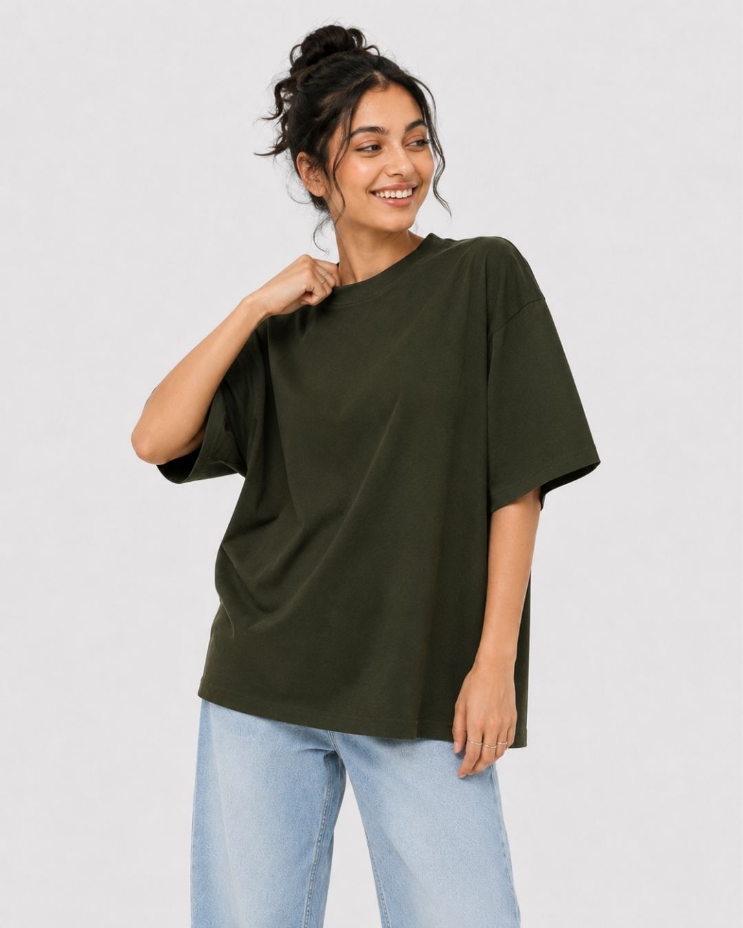 OLIVE GREEN WOMEN'S OVERSIZED CLASSIC T-SHIRT