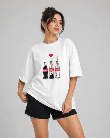 POP KISS WOMEN OVERSIZED GRAPHIC T-SHIRT