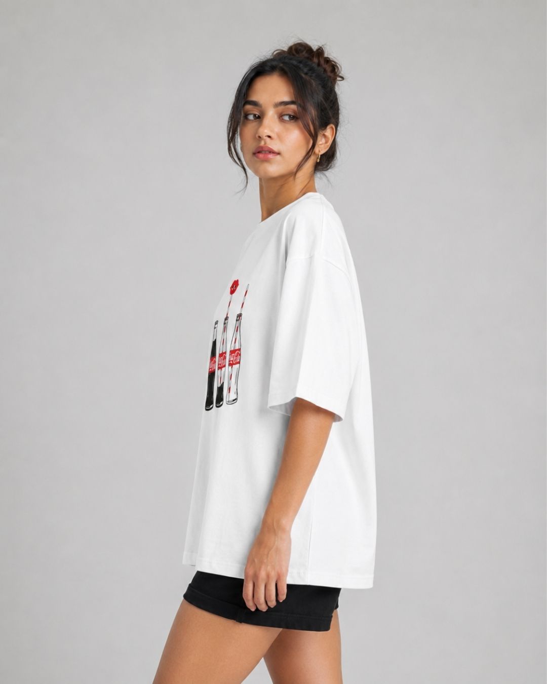 POP KISS WOMEN OVERSIZED GRAPHIC T-SHIRT