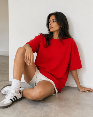 RED WOMEN'S OVERSIZED CLASSIC T-SHIRT