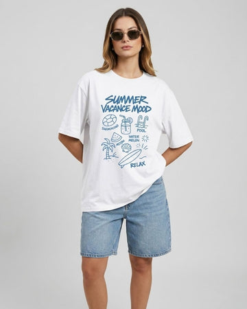 RELAX SUMMER WOMEN OVERSIZED GRAPHIC T-SHIRT
