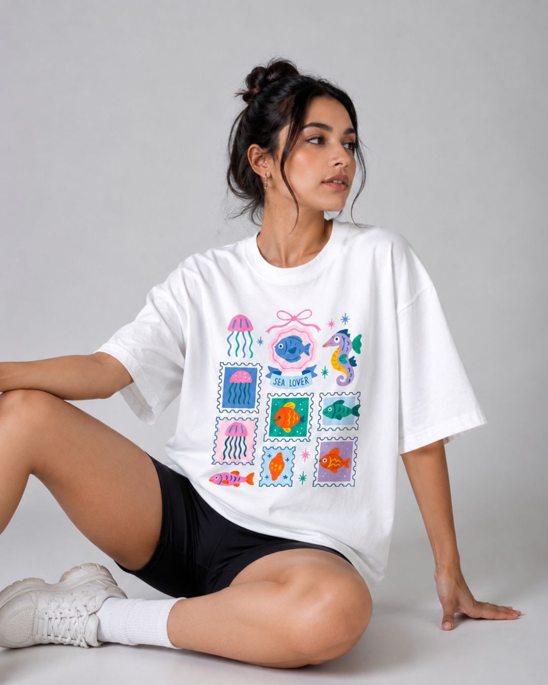 SEA LOVER WOMEN OVERSIZED GRAPHIC T-SHIRT