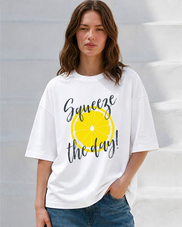 SQUEEZE THE DAY! WOMEN OVERSIZED GRAPHIC T-SHIRT