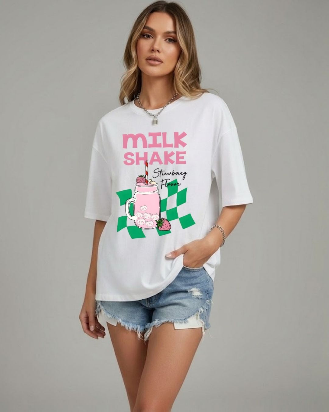 STRAWBERRY MILK SHAKE WOMEN OVERSIZED GRAPHIC T-SHIRT