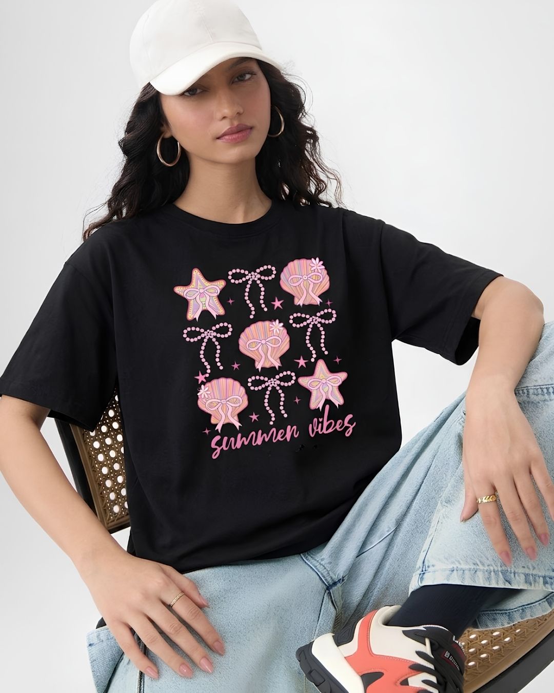 SUMMER VIBES WOMEN OVERSIZED GRAPHIC T-SHIRT