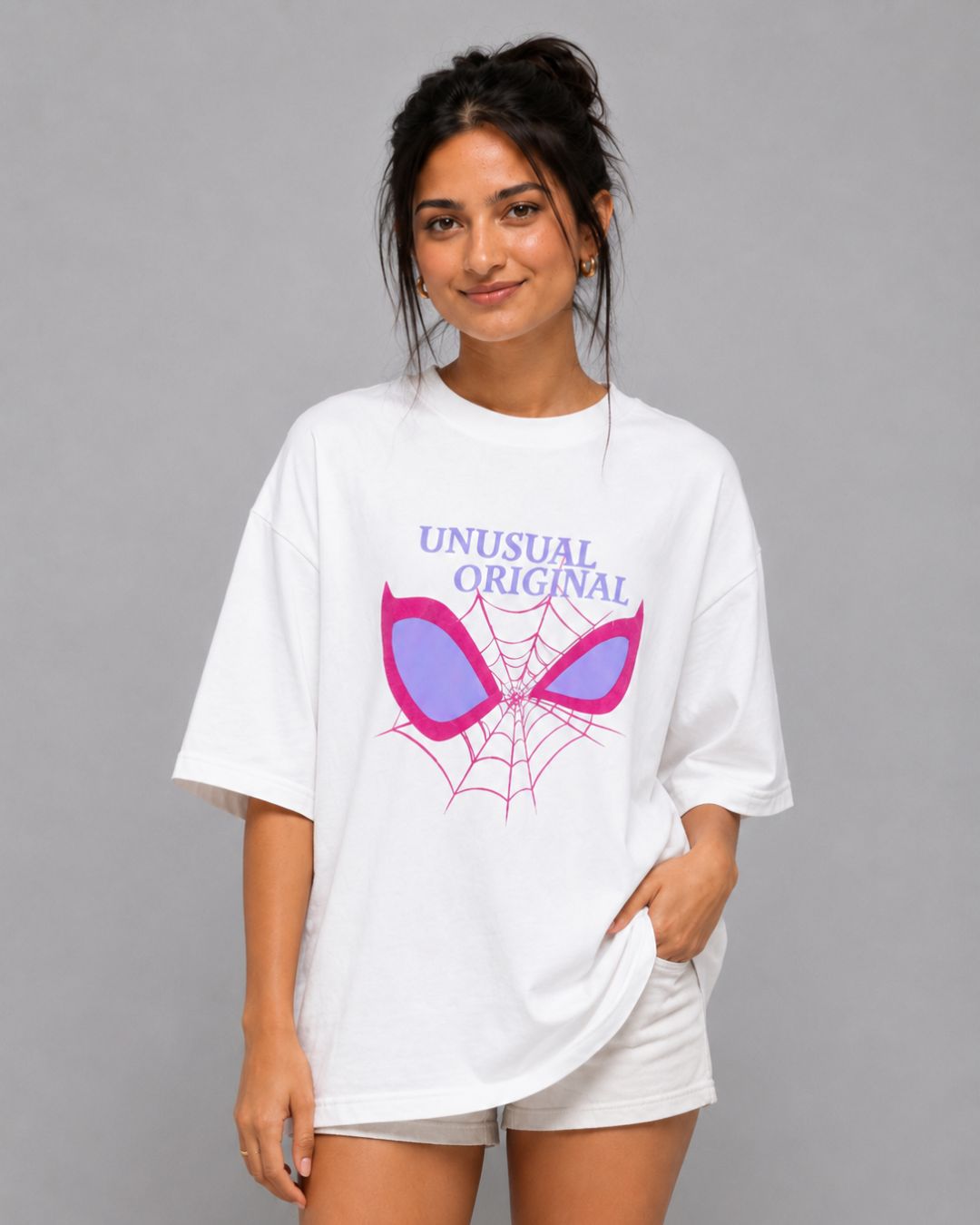 UNUSUAL WOMEN OVERSIZED GRAPHIC T-SHIRT