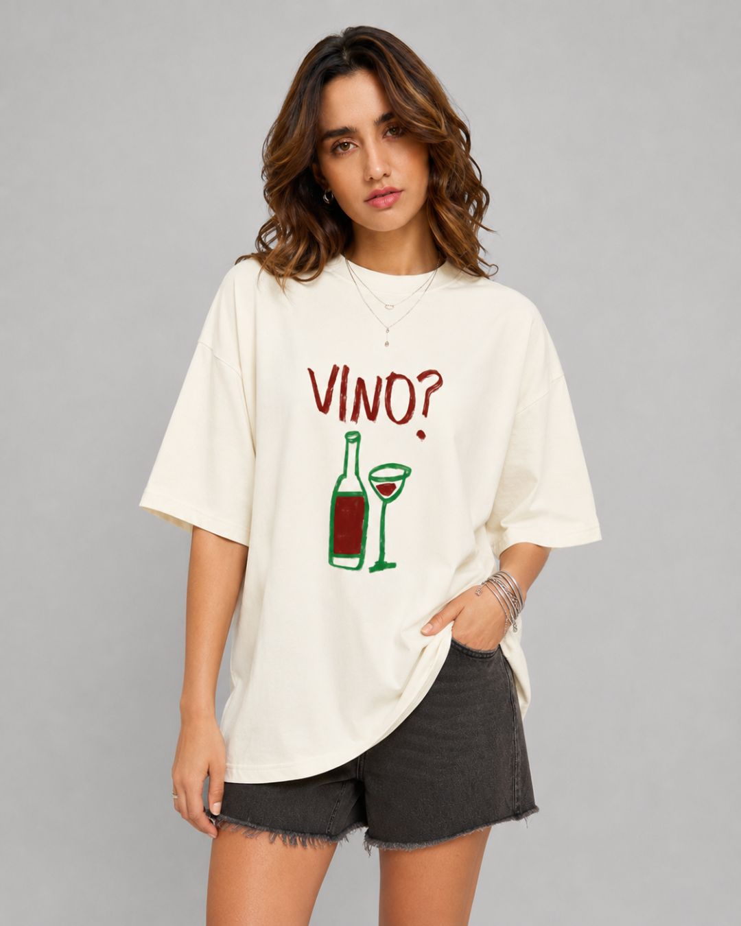 VINO? WOMEN OVERSIZED GRAPHIC T-SHIRT
