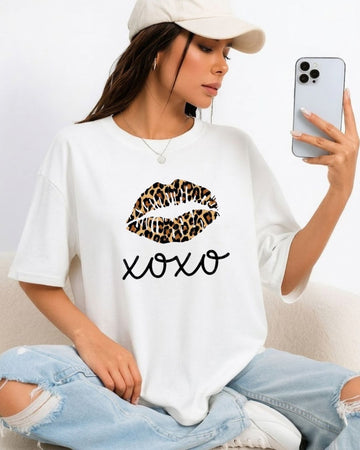 XOXO WILD WOMEN OVERSIZED GRAPHIC T-SHIRT